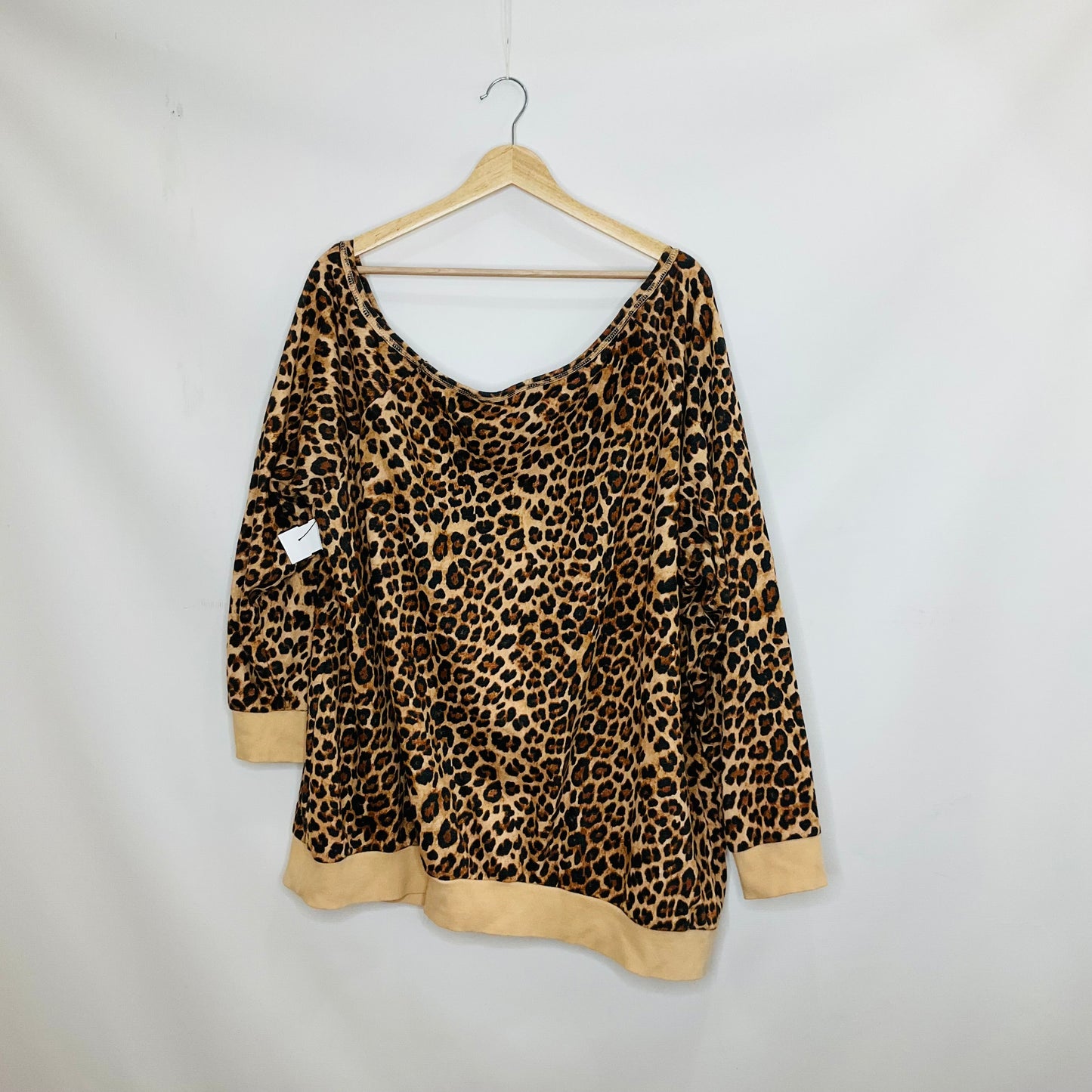 Animal Print Sweatshirt Crewneck Torrid, Size 4x