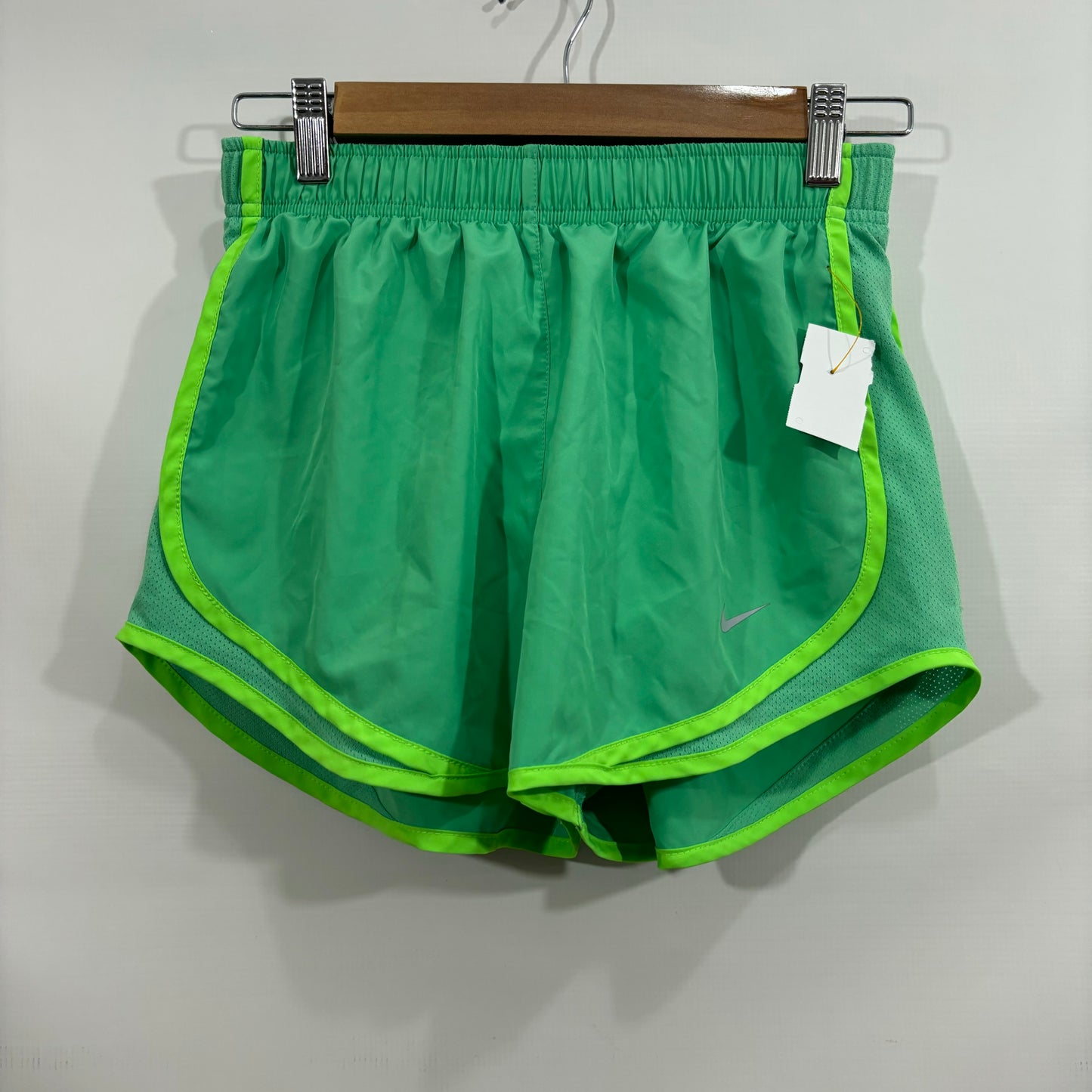 Athletic Shorts By Nike Apparel In Green, Size: S