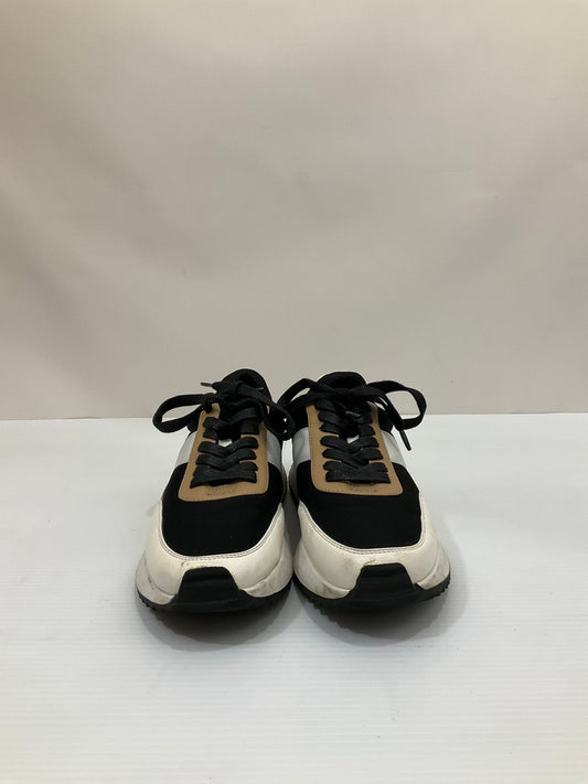 Shoes Sneakers By Dolce Vita In Black & White, Size: 8.5