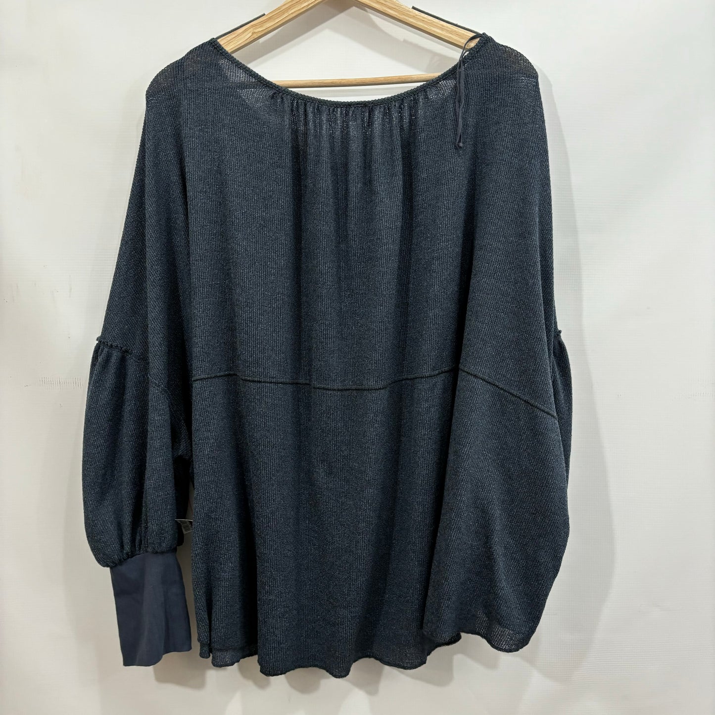 Top Long Sleeve By Free People In Navy, Size: L