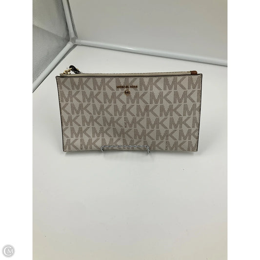Wristlet Designer By Michael Kors, Size: Large