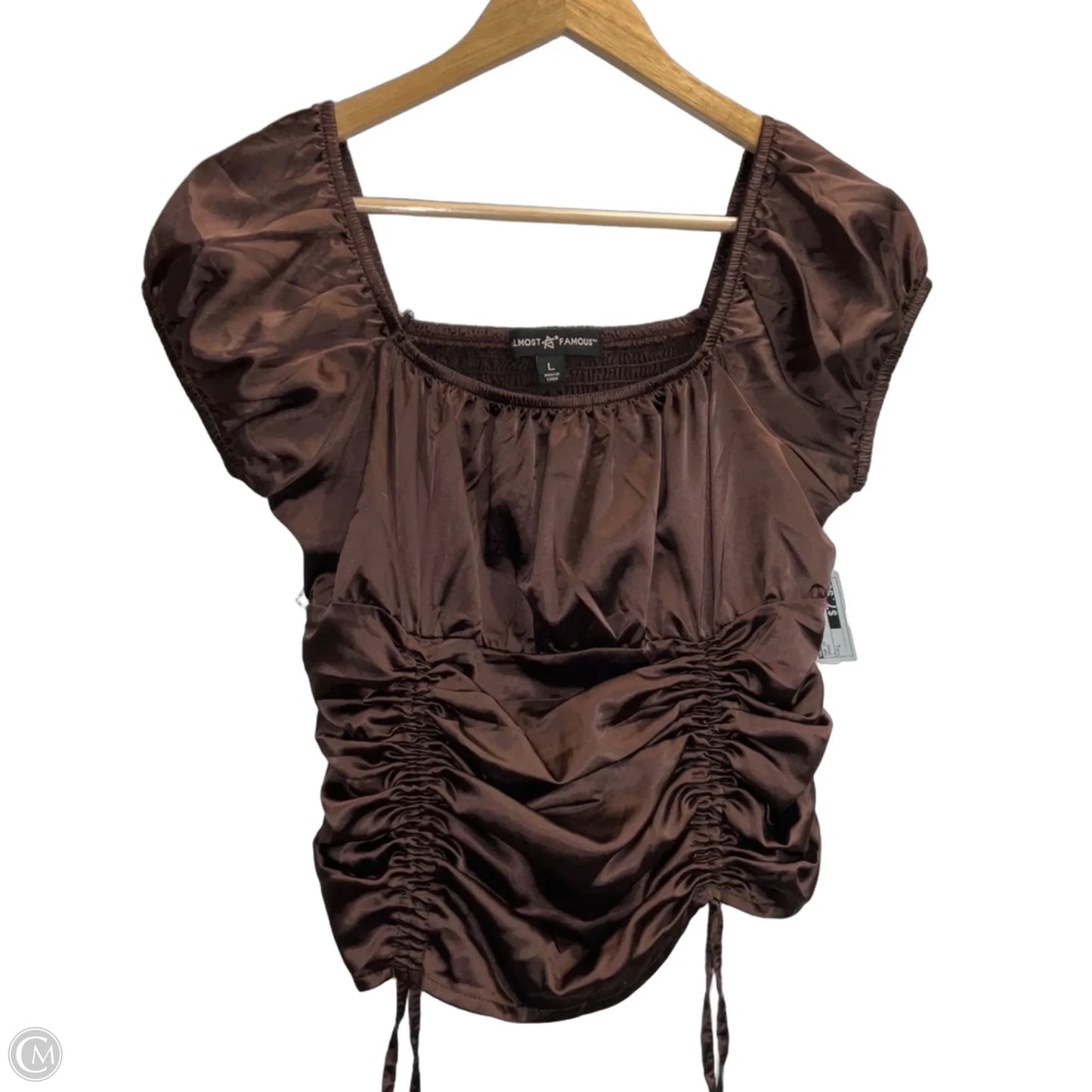 Top Short Sleeve By Almost Famous In Brown, Size: L