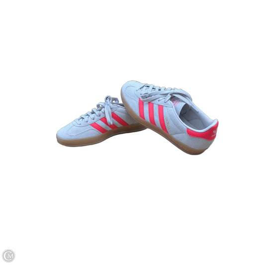 Shoes Sneakers By Adidas In Grey, Size: 7.5