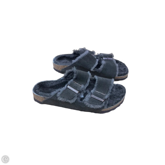 Sandals Flats By Birkenstock In Brown, Size: 8.5