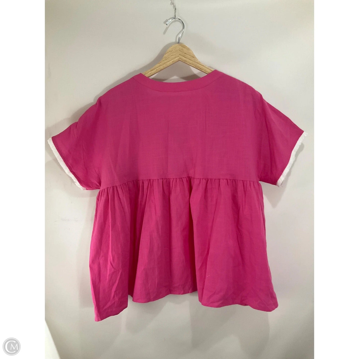 Top Short Sleeve By Clothes Mentor In Pink, Size: M