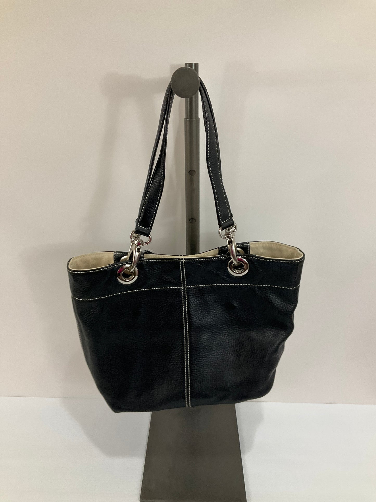 Handbag By Clothes Mentor, Size: Medium