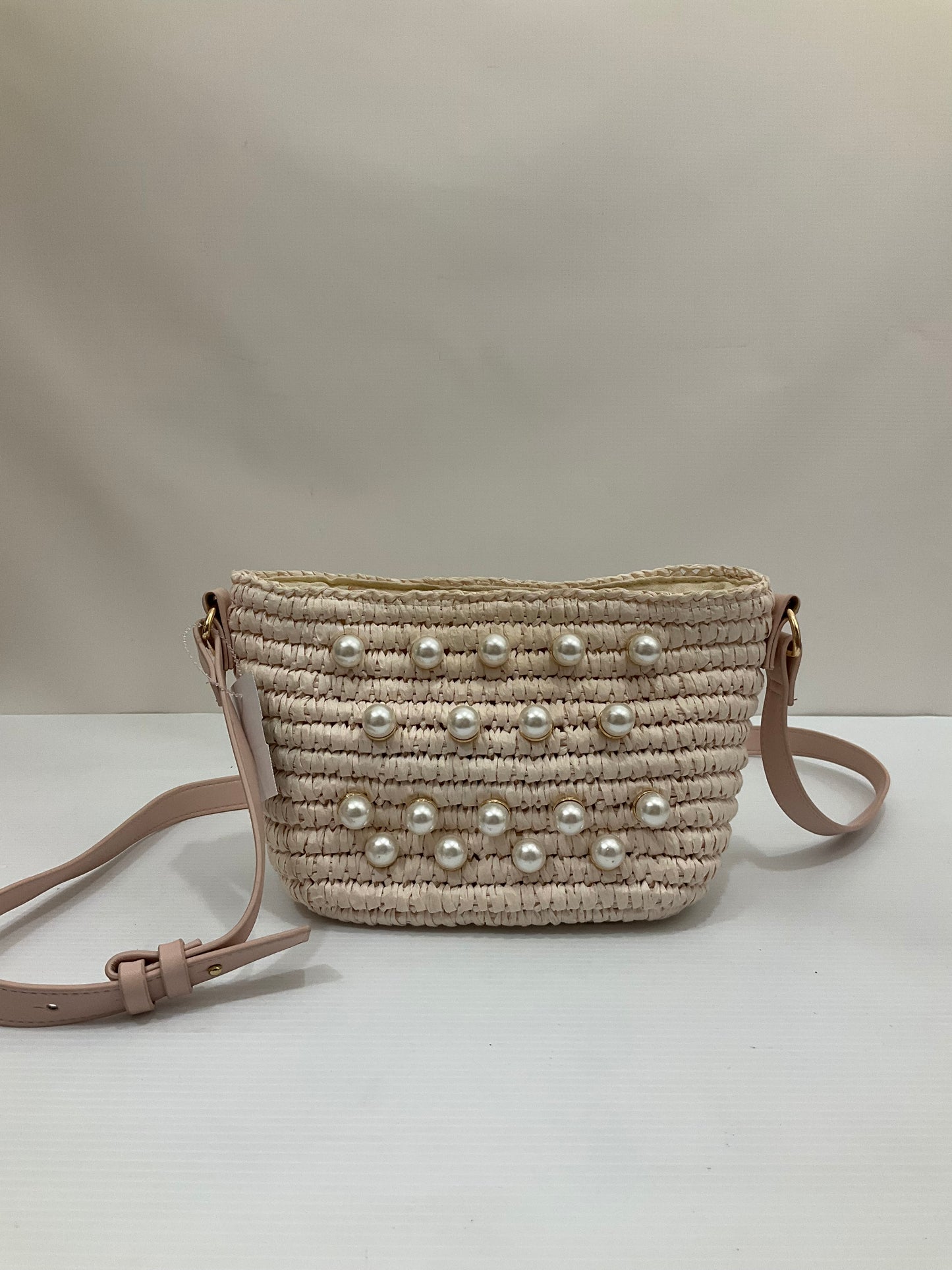 Crossbody By Cmb, Size: Small