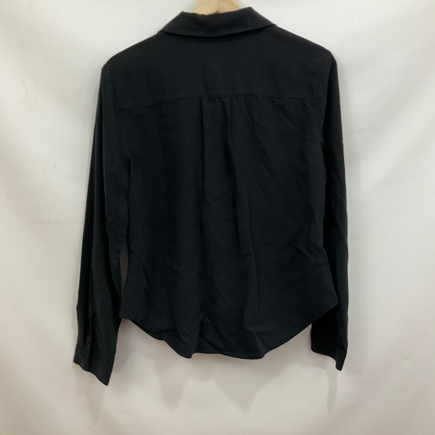 Top Long Sleeve By Cloth & Stone In Black, Size: M