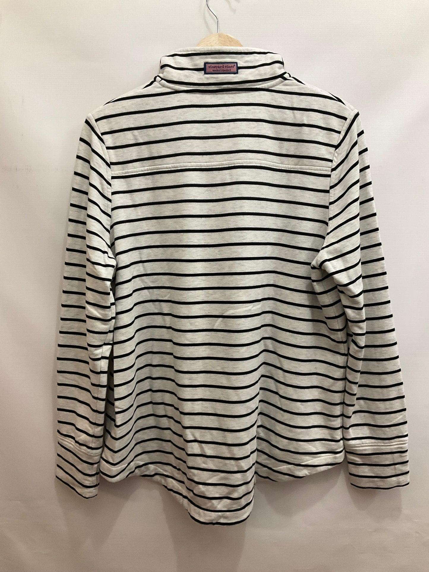 Sweatshirt Crewneck By Vineyard Vines In Striped Pattern, Size: S