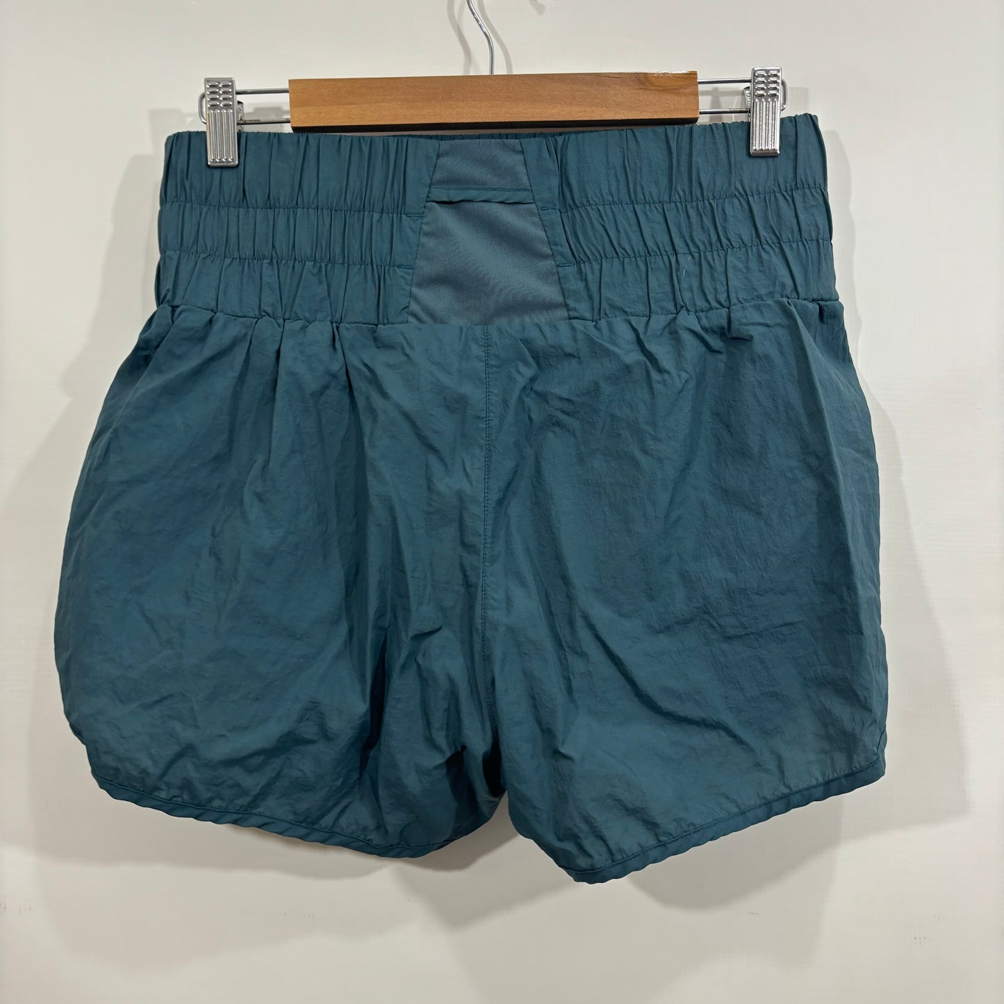 Athletic Shorts By Altard State In Green, Size: L