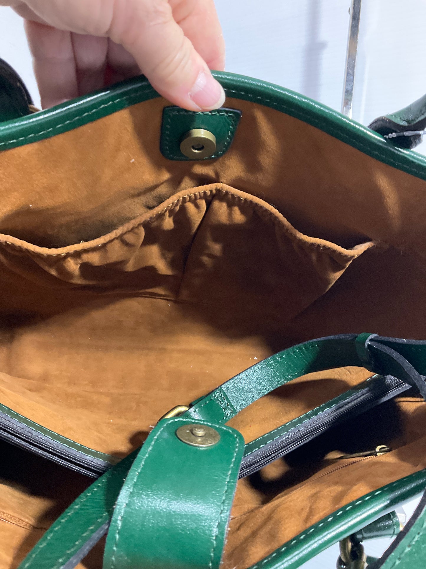 Handbag Designer By Patricia Nash In Green, Size:Large