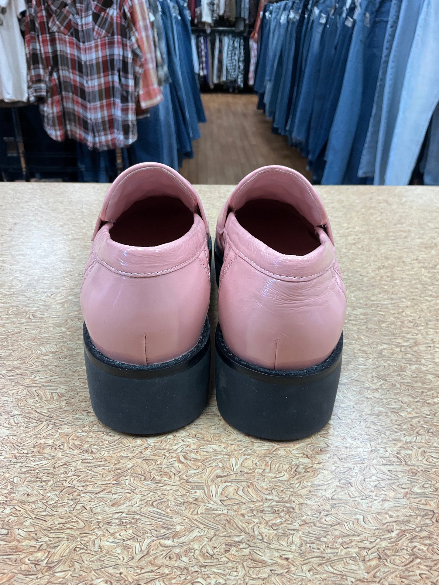 SHOES DESIGNER by TORY BURCH In PINK, Size: 5.5