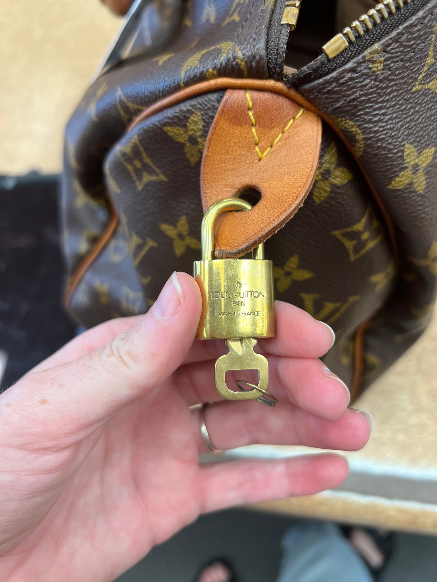 Handbag Luxury Designer By Louis Vuitton In Brown, Size:Medium