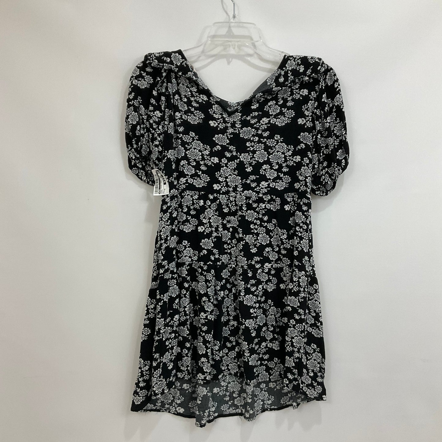 Dress Casual Short By Miami  Size: Xs