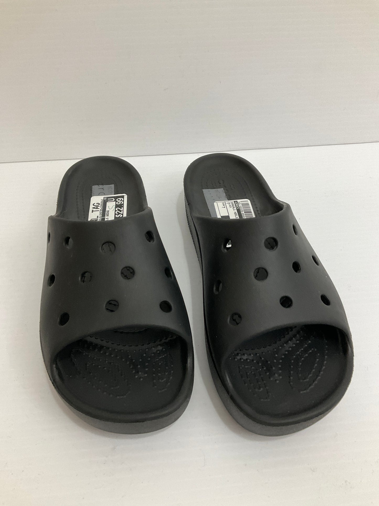 Sandals Heels Wedge By Crocs  Size: 7