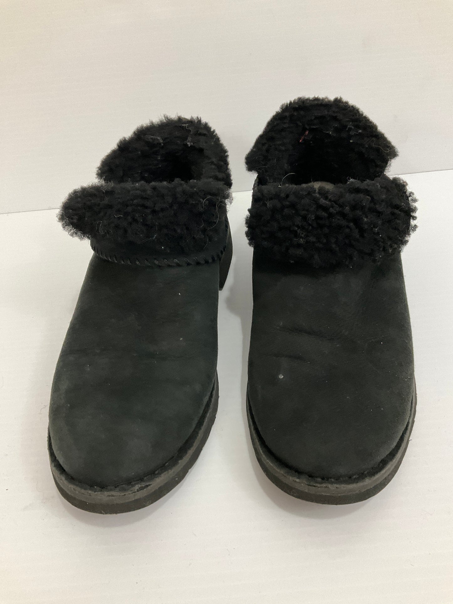 Boots Ankle Flats By Ugg  Size: 8.5