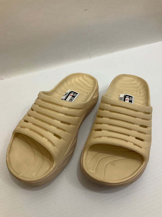 Sandals Flats By Hoka  Size: 10