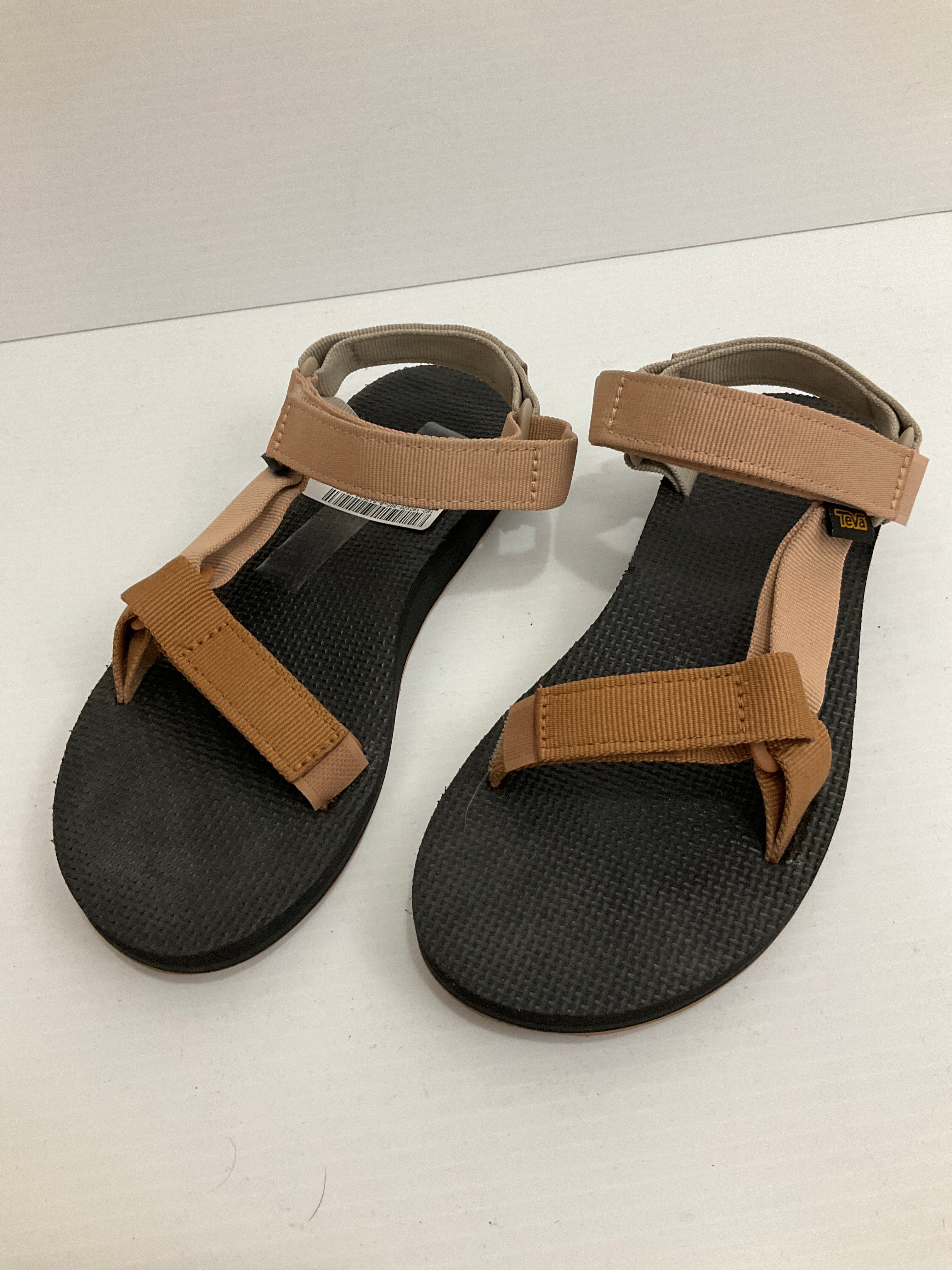 Teva sandals 2025 size 7