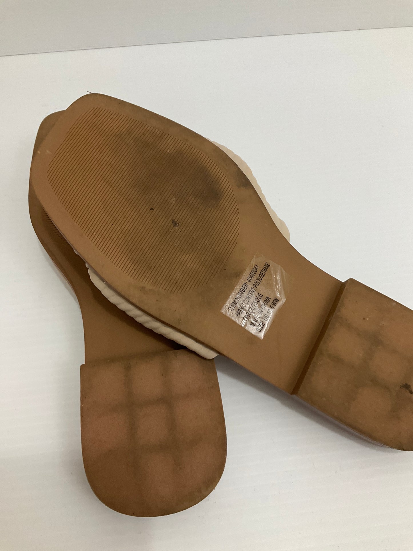 Sandals Flats By Torrid  Size: 10.5