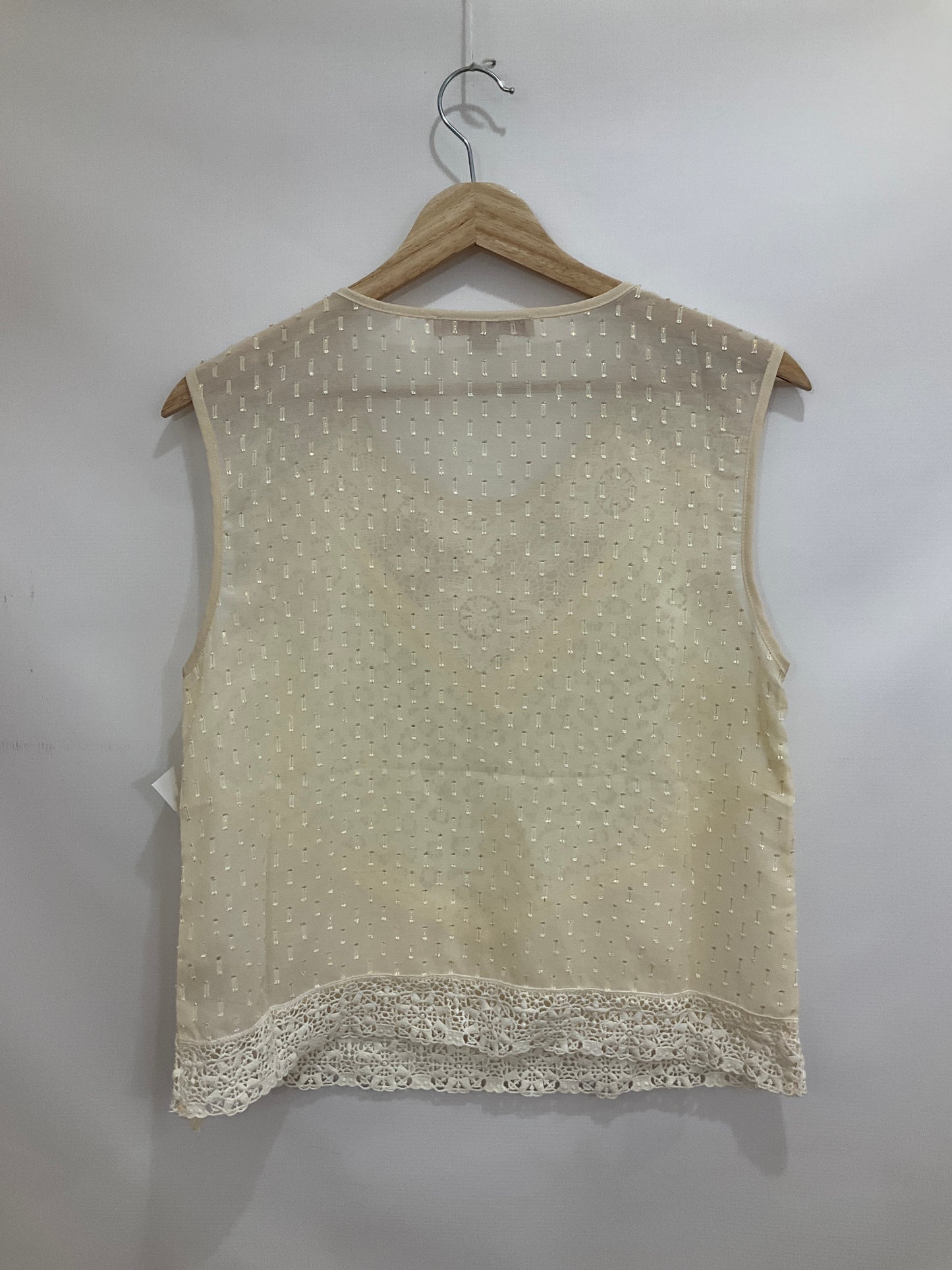 Top Sleeveless By Cmb  Size: M